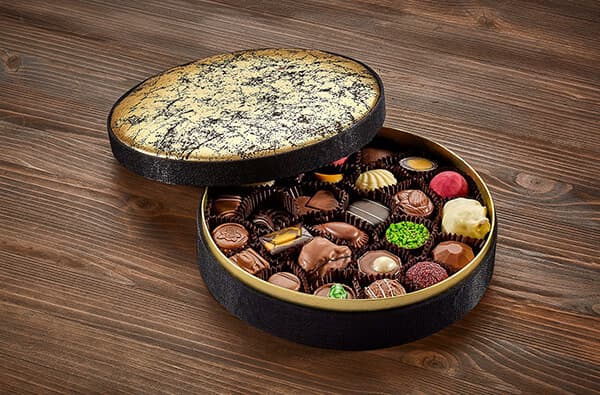 Özel Tasarım Kutusunda Spesiyal Lüks Çikolata Kutusu (600 gr)