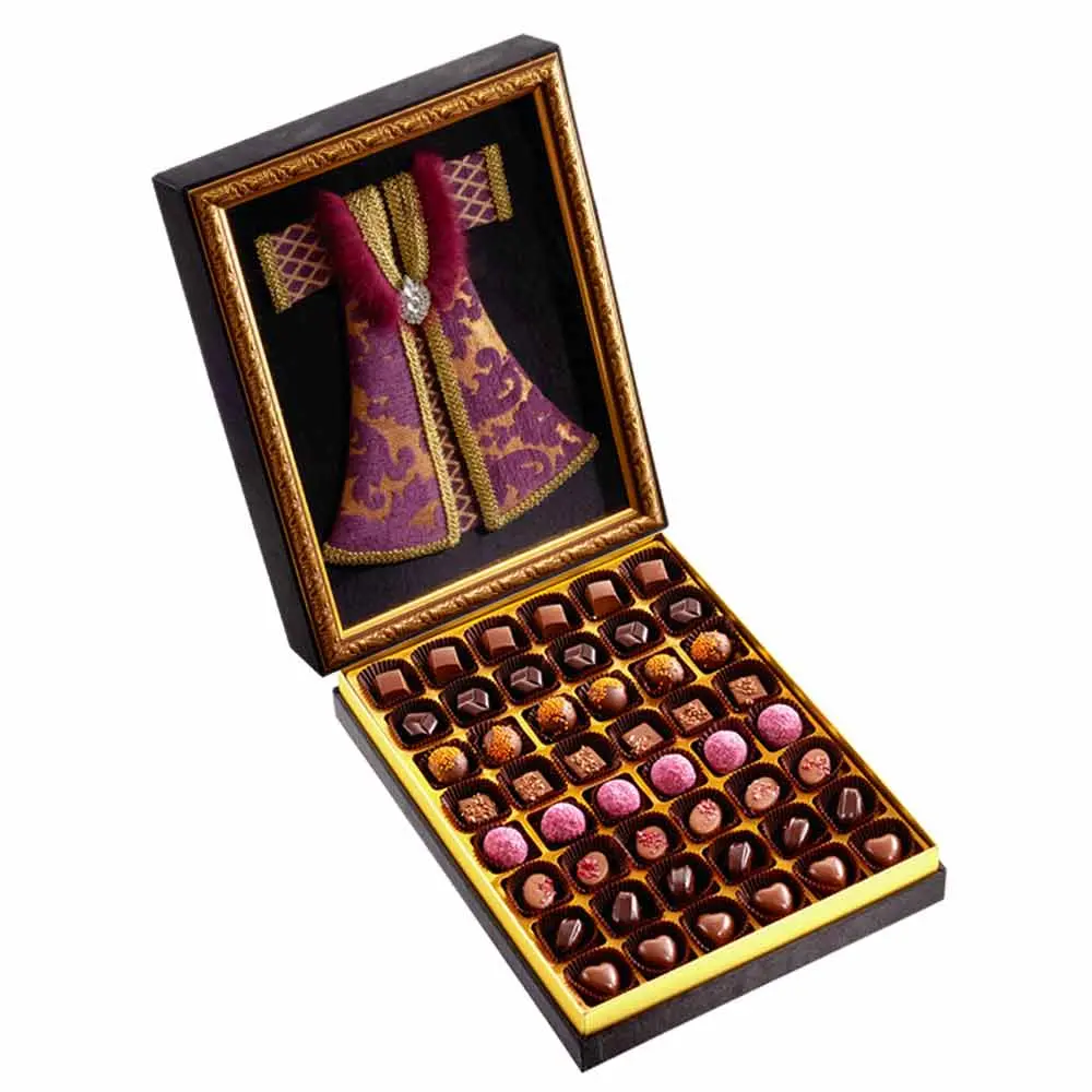 Kaftan Kutuda Hediyelik Dolgulu Çikolata 490 gr