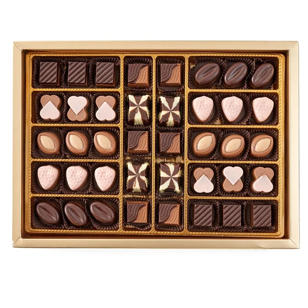 6 çeşit spesiyal çikolatayla dolu çikolata kutusu